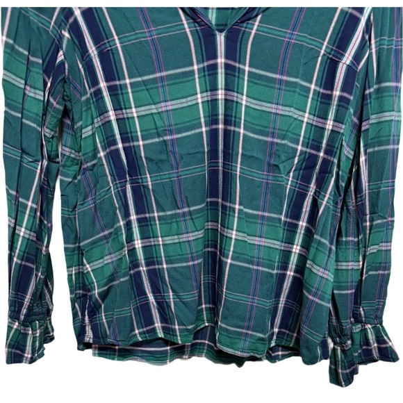 Crown & Ivy Pullover VNeck Plaid Blouse Shirt Green Size Small Oversized Fit - Picture 3 of 6